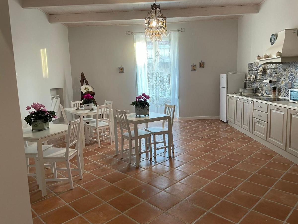 B & B La Casa Dei Sogni Casapulla Exteriör bild